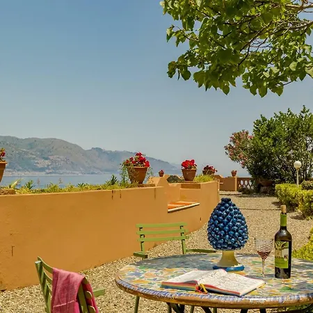 Mazzarò Villa Taormina